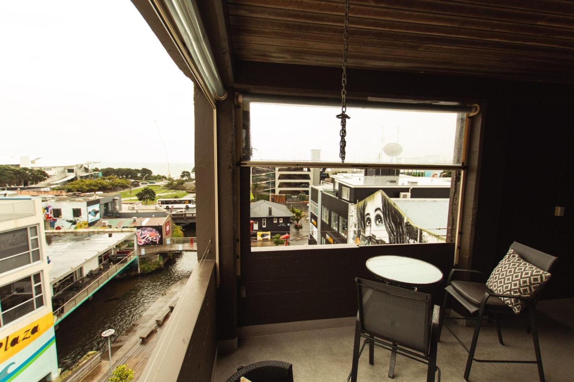 Stay Central The Penthouse New Plymouth Exterior photo